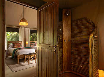 Rekero Camp: Family Tent Bad