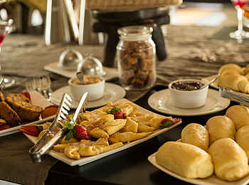 Gomoti Plains Camp: Afternoon Tea Buffet