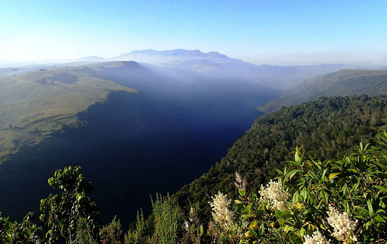 Musangano Lodge: Die Pungwe Schlucht Musangano Lodge: Die Pungwe Schlucht