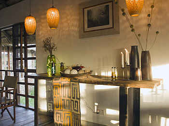 Grumeti Hills Camp: Anrichte