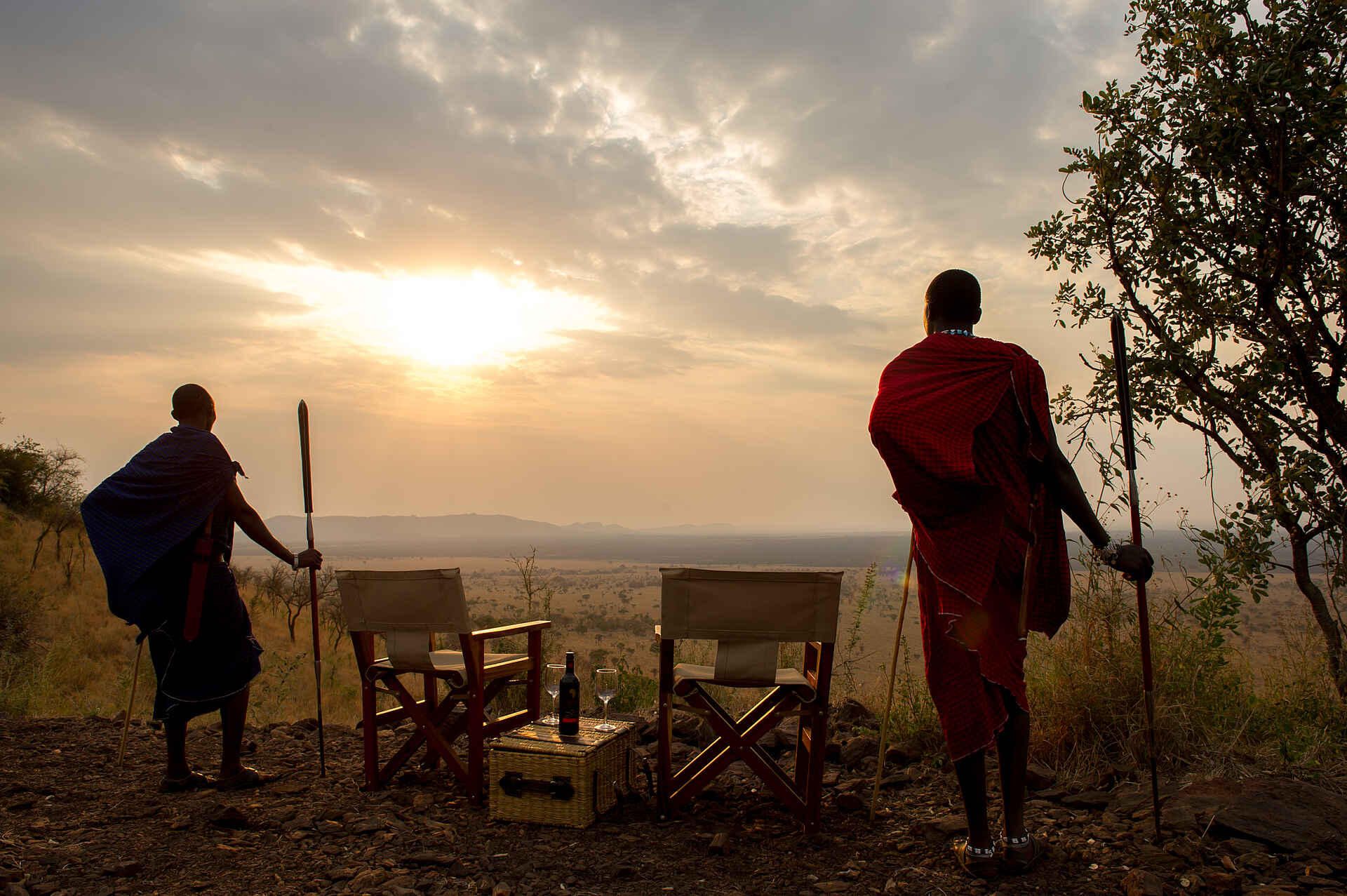 Kubu Kubu, Kubu Kubu Tented Camp, Serengeti, Tanganyika Wilderness Camps, Tansania, Aktivitäten, Ausblick, Lage, Massai, Sonnenuntergang, Sundowner, Tradition, Trinken, Umgebung, Afrikarma, Afrikarma Safaris, Afrikarma Safaris - Wildnis. Hautnah., Afrikarma.de