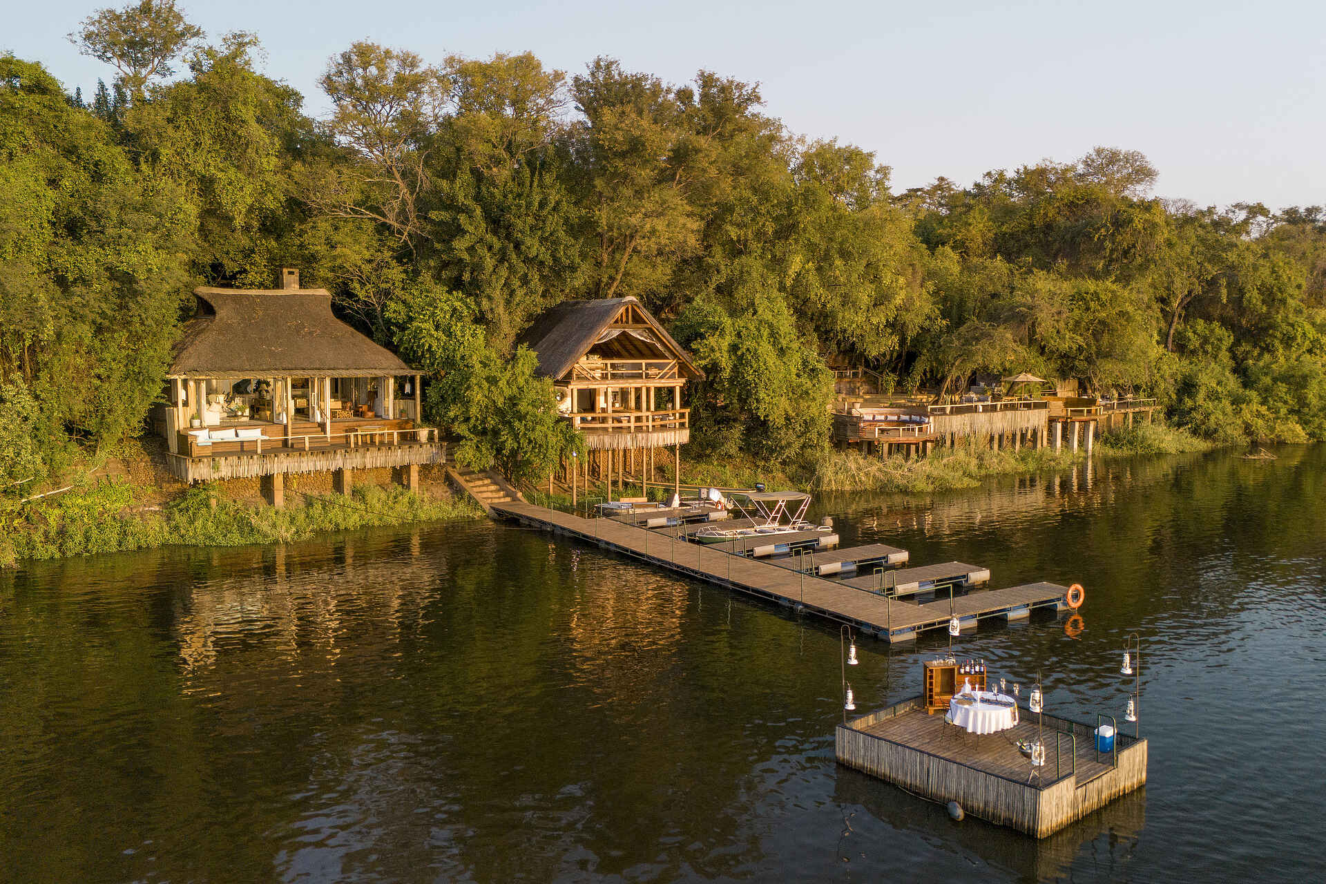 Tongabezi Lodge: Blick auf die Lodge