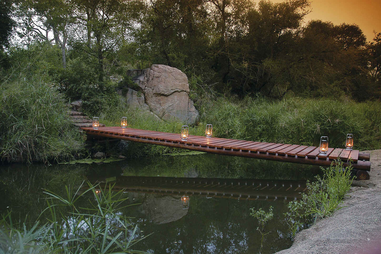 Sabi Sabi Little Bush Camp: Brücke zum Pool Sabi Sabi Little Bush Camp: Brücke zum Pool