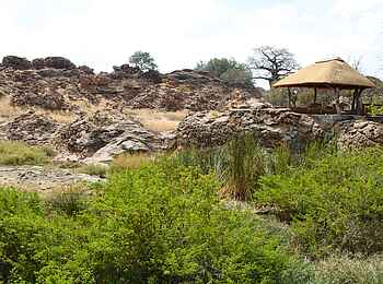 Tuli Safari Lodge Mashatu: Pavillon in den Kopjes