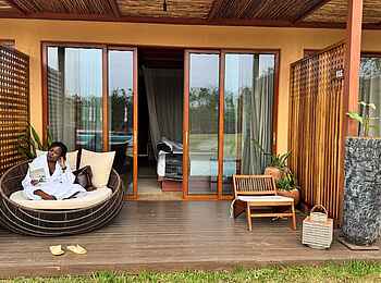 Entikko Safari Lodge: Die Terrasse Entikko Safari Lodge: Die Terrasse