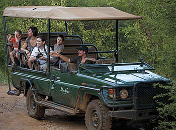 Madikwe Safari Lodge Lelapa: Safarifahrzeug