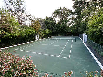 The Cellars-Hohenort Hotel & Spa: Der Tennisplatz The Cellars-Hohenort Hotel & Spa: Der Tennisplatz