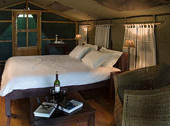 Kiambi Camp: Doppelbett Kiambi Camp: Doppelbett