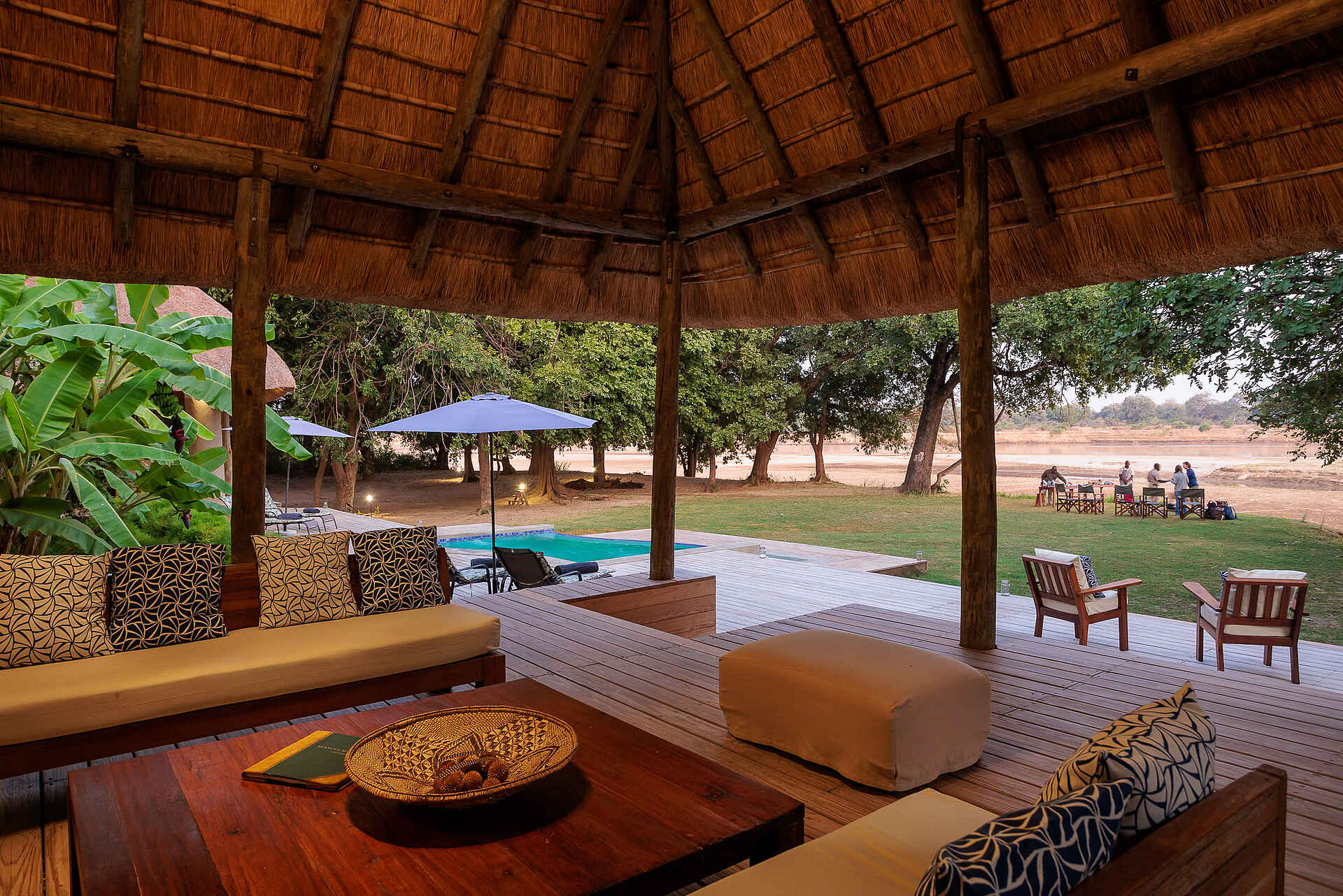 Luangwa River Camp: Blick von der Lounge auf den Fluß