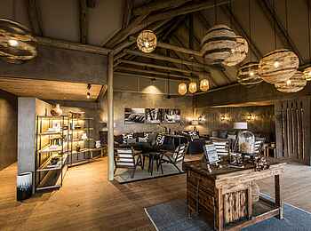 Puku Ridge Camp: Gemütlicher Loungebereich Puku Ridge Camp: Gemütlicher Loungebereich