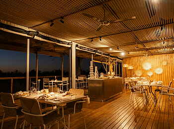 Wilderness Mokete Camp: Restaurant