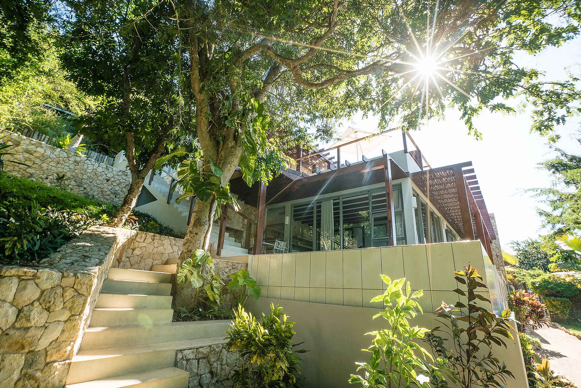 Bahia Mar Boutique Hotel: Presidential Suite - Lage am Hang Bahia Mar Boutique Hotel, Bazaruto-Archipel, Dugong, Vilanculos, Walhai, Aufgang, Presidential Suite, Afrikarma, Afrikarma Safaris, Afrikarma Safaris - Wildnis. Hautnah., Afrikarma.de