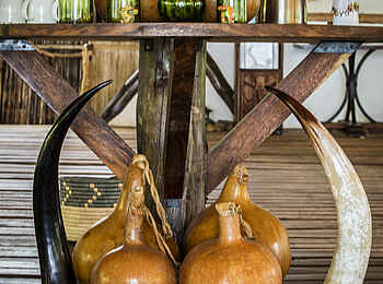 Baker's Lodge: Dekortierter Eingangsbereich Baker's Lodge: Dekortierter Eingangsbereich