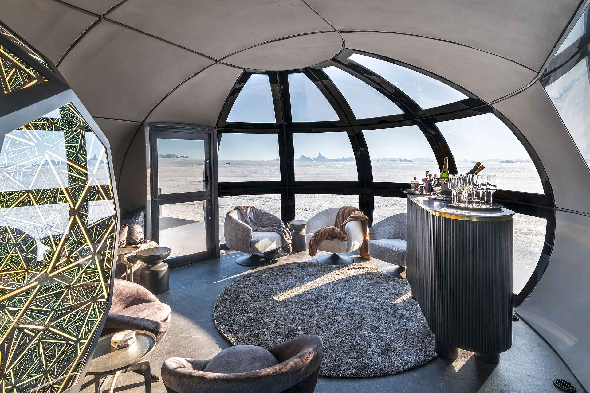 Echo Base Camp: Die Bar Echo Base Camp: Die Bar