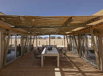 Little Kulala Lodge: Gemeinschaftsbereich der Familienunterkunft Little Kulala Lodge: Gemeinschaftsbereich der Familienunterkunft