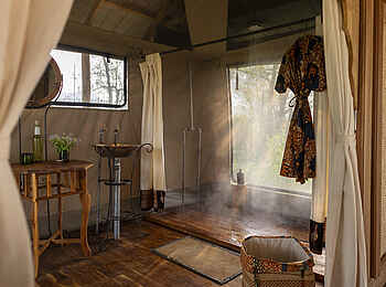 Serian´s Lamai Camp: Gästezelt Dusche