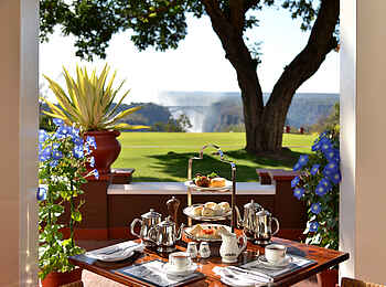 Victoria Falls Hotel: High Tea