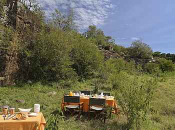 Elephant Pepper Camp: Buschfrühstück Elephant Pepper Camp: Buschfrühstück