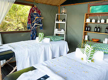 Ila Safari Lodge: Massage im Spa