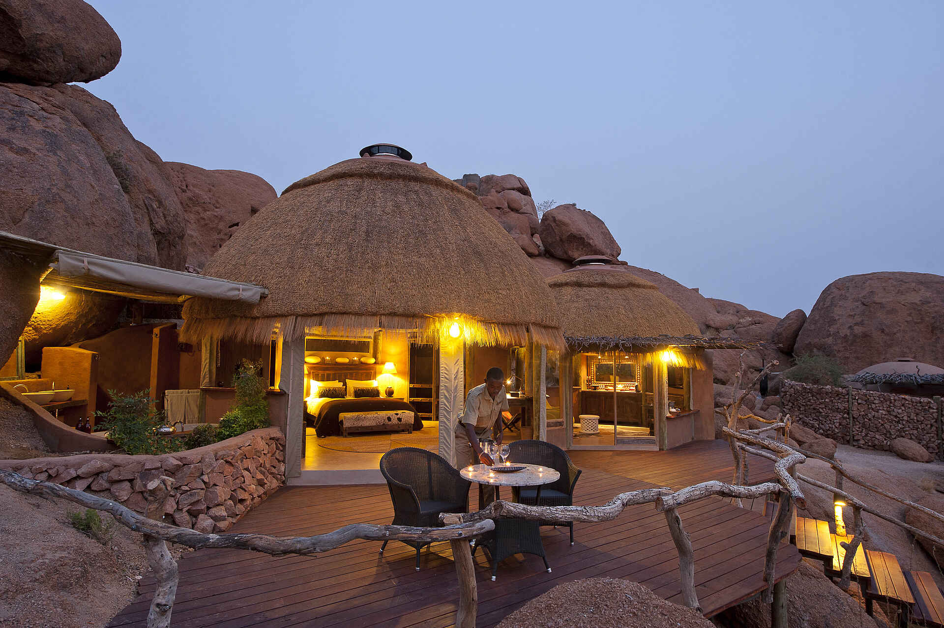 Camp Kipwe: Abend über dem Camp