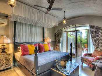 Chobe Game Lodge: Standard Room Bett