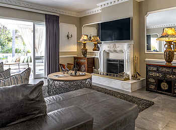 Fairlawns Boutique Hotel & Spa: Villa Moji Lounge