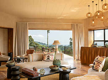 Lemala Osonjoi Lodge: Die gemütliche Lounge Lemala Osonjoi Lodge: Die gemütliche Lounge