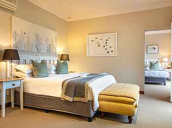 Oliver's: Standard Room Oliver's: Standard Room