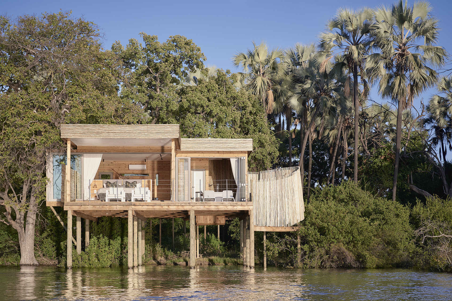 Victoria Falls River Lodge - Island Treehouse Suites: Blick auf eine Treehouse Suite