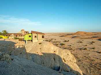 Desert Breeze Lodge: Bungalows auf Felsen Desert Breeze Lodge: Bungalows auf Felsen