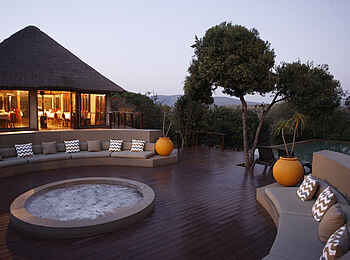 Thanda Tented Camp: Loungebereich im Freien Thanda Tented Camp: Loungebereich im Freien