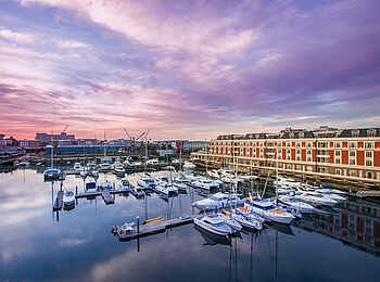 Cape Grace Hotel: Morgenstimmung am Yachthafen Cape Grace Hotel: Morgenstimmung am Yachthafen