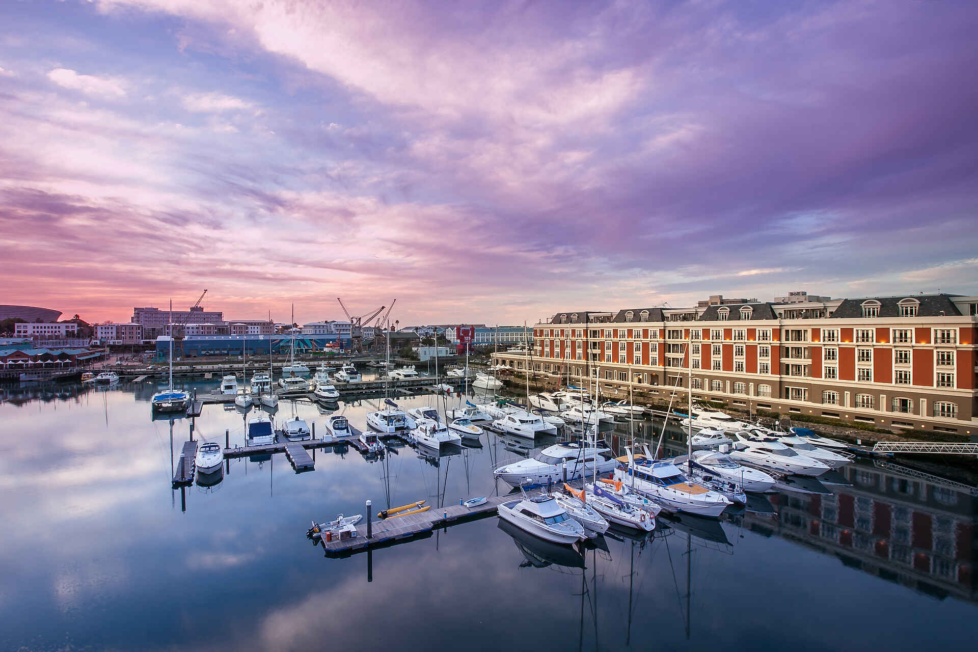 Cape Grace Hotel: Morgenstimmung am Yachthafen