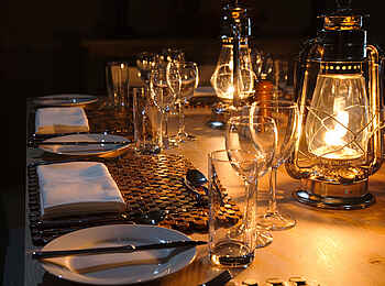 Ghoha Hills Savuti Lodge: Dinner is served