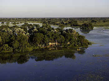 Jacana Camp: Jacana Island aus der Luft Jacana Camp: Jacana Island aus der Luft