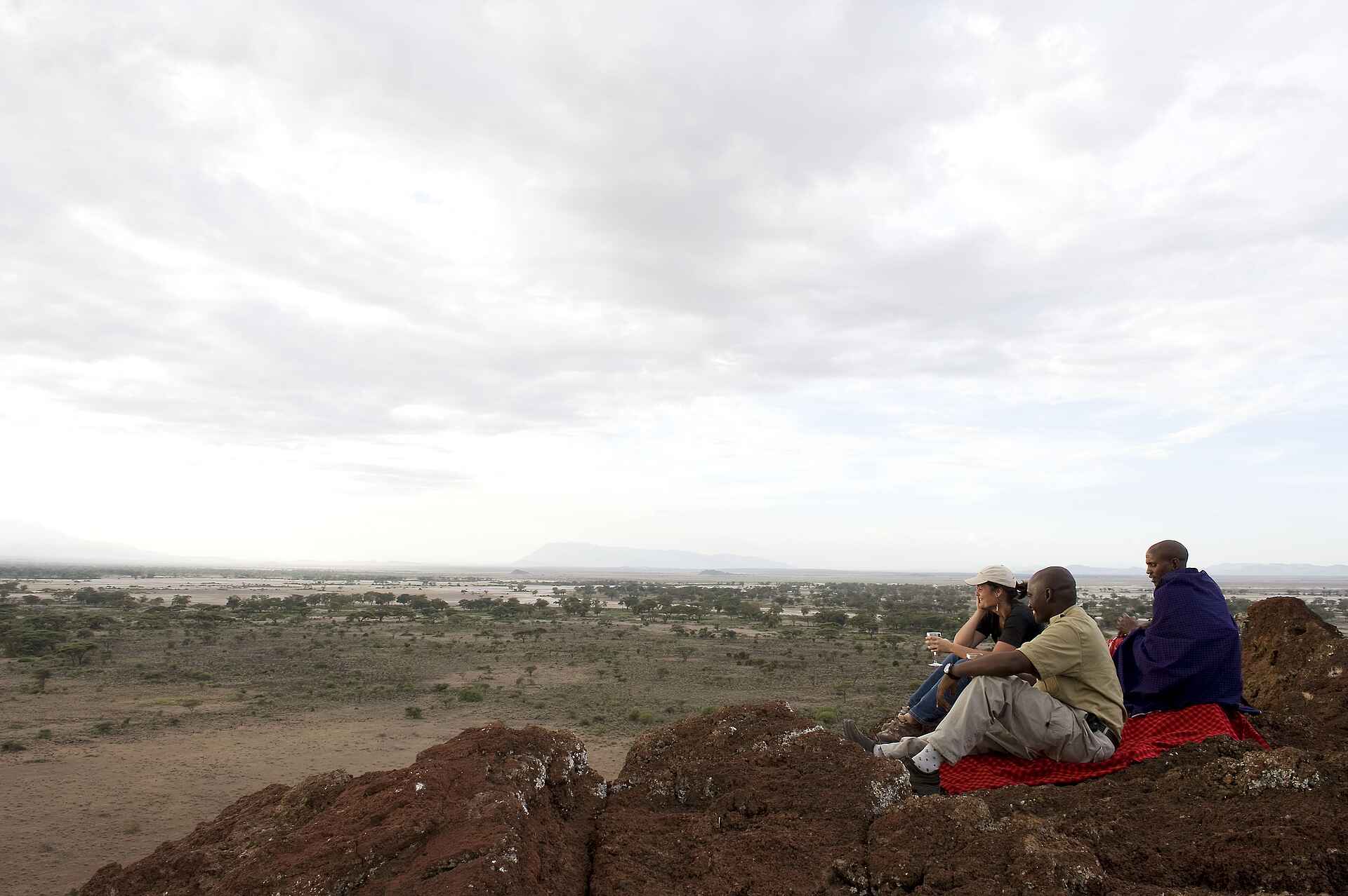 Abenstimmung, Blick über die Ebene, Sonnenuntergang, Sundowner, Kambi ya Tembo, Kilimanjaro, Afrikarma, Afrikarma Safaris, Afrikarma Safaris - Wildnis. Hautnah., Afrikarma.de, Tanganyika Wilderness