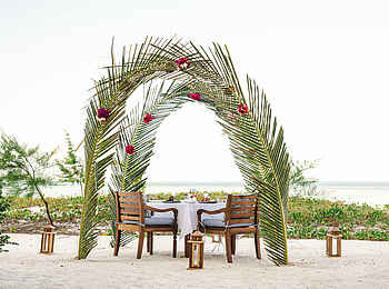 Kisiwa on the Beach: Deko