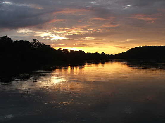 Leopard Lodge: Abendlicht über dem Fluss Leopard Lodge: Abendlicht über dem Fluss
