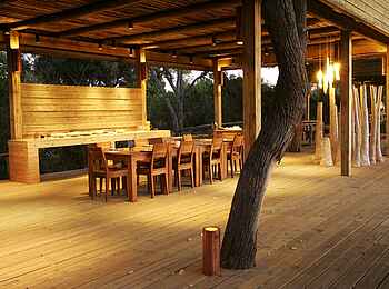 Vumbura Plains Camp: Speisesaal