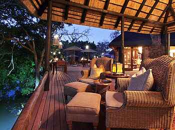 Camp Ndlovu: Die Outdoorlounge Camp Ndlovu: Die Outdoorlounge