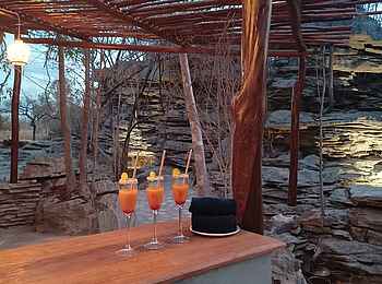 Namoroka Tsingy Camp: Bar mit Drinks