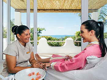 Santorini Mozambique: Maniküre im Spa Na Colina