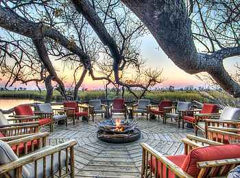 Camp Xakanaxa: An der Boma