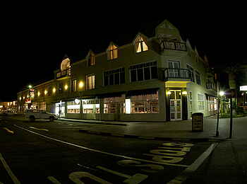 Hansa Hotel: Bei Nacht