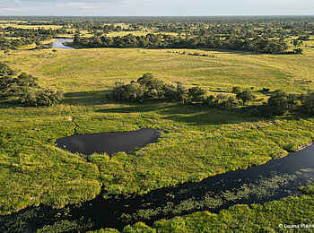 Luiana Plains Expedition Camp: Flußlandschaft aus der Vogelperspektive