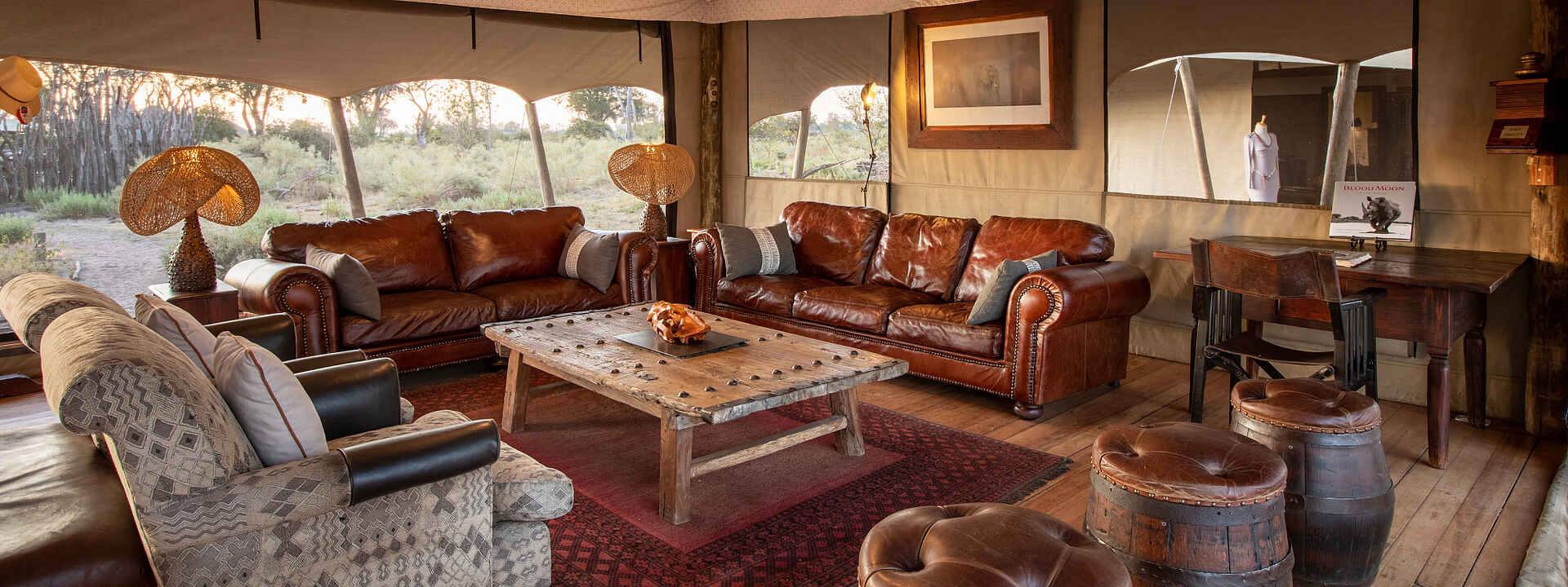 Die Lounge des Duba Explorer Camps