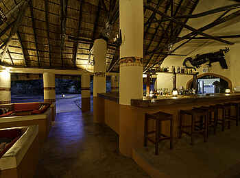 Flatdogs Camp: Bar Flatdogs Camp: Bar