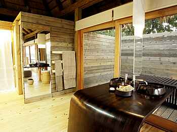 Vumbura Plains Camp: Suite Bad