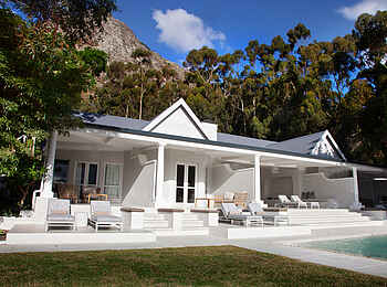 La Petite Ferme Boutique Hotel: Suite mit Pool