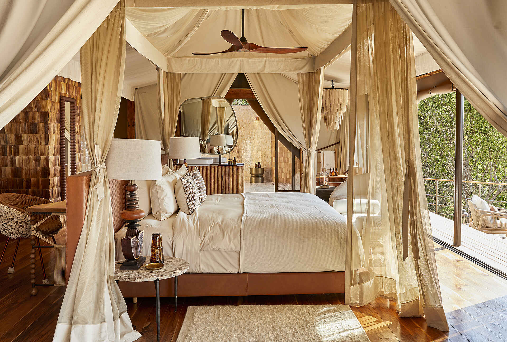 Laba Grumeti Art Lodge: Eine offen gestaltete Safari Suite Laba Grumeti Art Lodge: Eine offen gestaltete Safari Suite